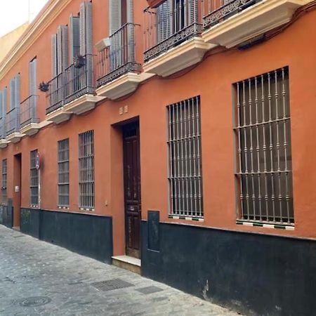 Pleno Centro De Sevilla- Junto Iglesia Montesion Exterior foto
